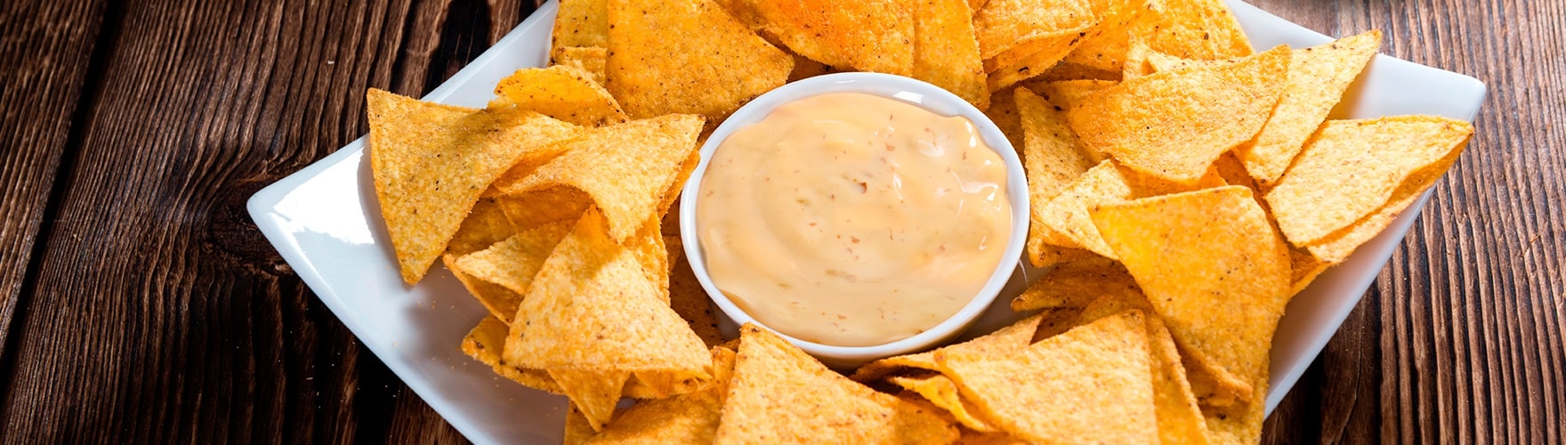 Nacho Cheese Dip with ERU Spreadable Gouda with Red Pepper