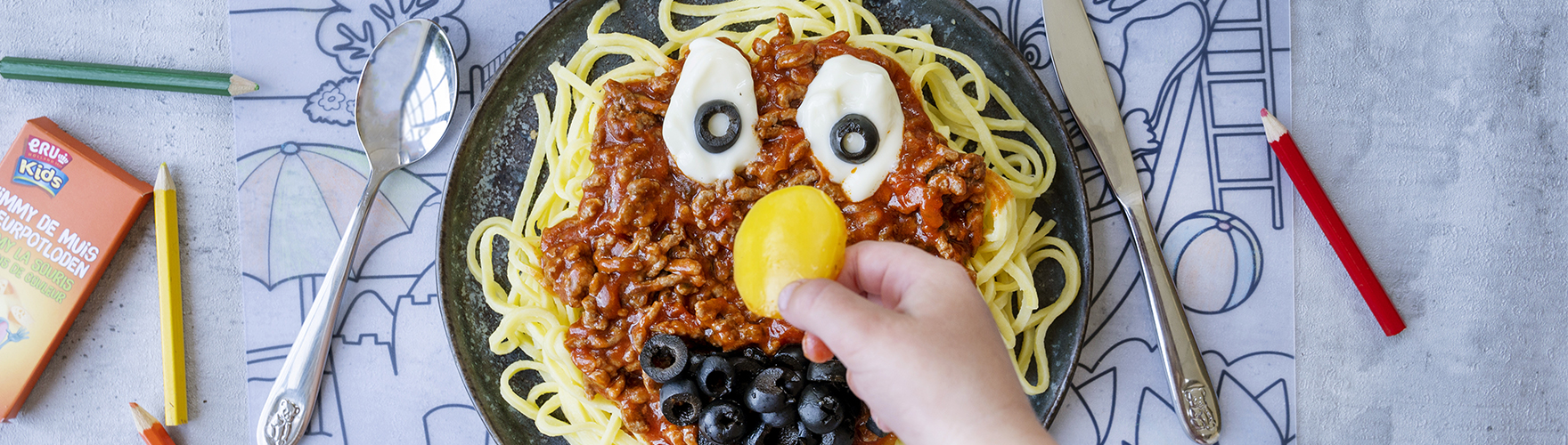 Spaghetti met rode saus en ERU Kids